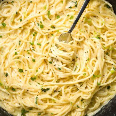 Creamy Three-Cheese Spaghetti